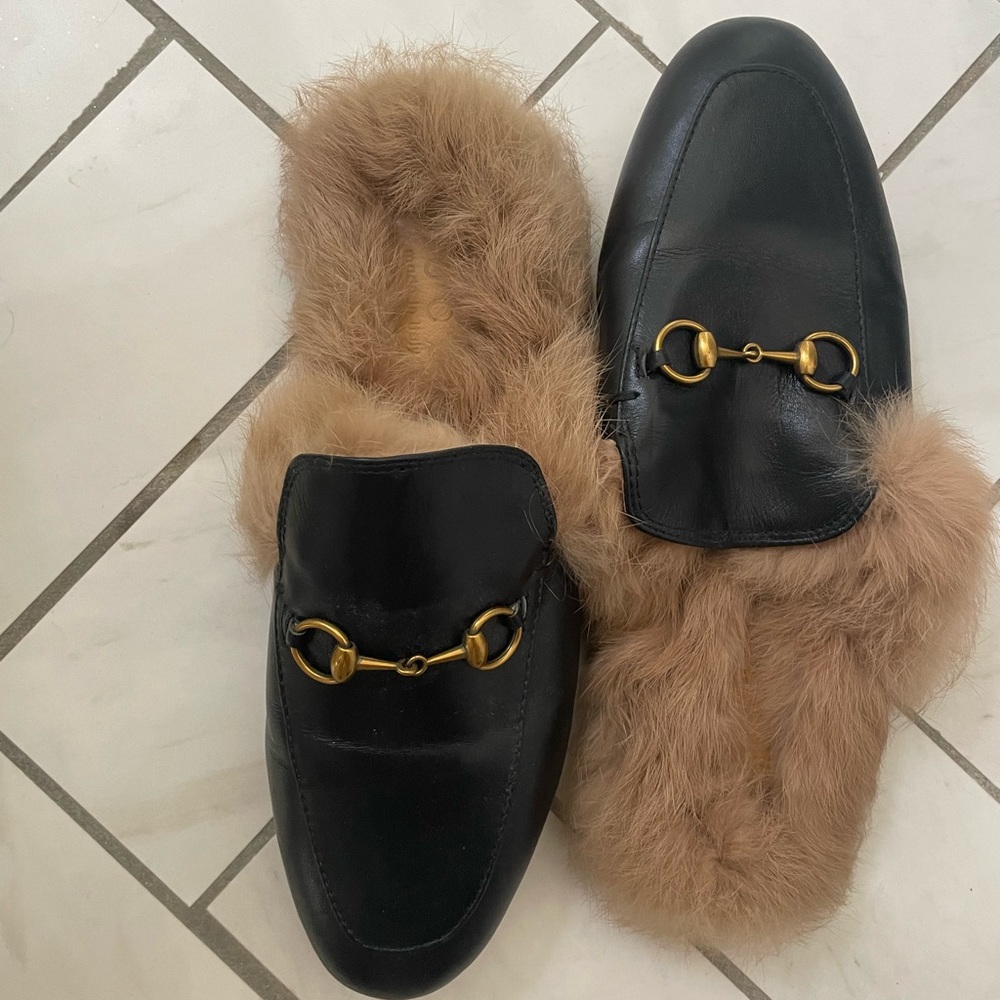 Designer Inspired Genuine Fur Lined 2015 Re-Edition Women's Princetown Mule